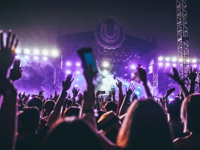 Music Festivals: Why Live Music Events Create Powerful Experiences