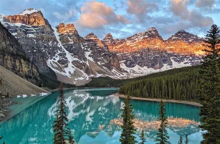 Banff National Park, Canada: Mountains, Lakes and Wilderness