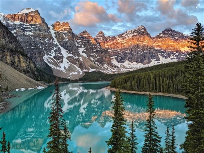 Banff National Park, Canada: Mountains, Lakes and Wilderness