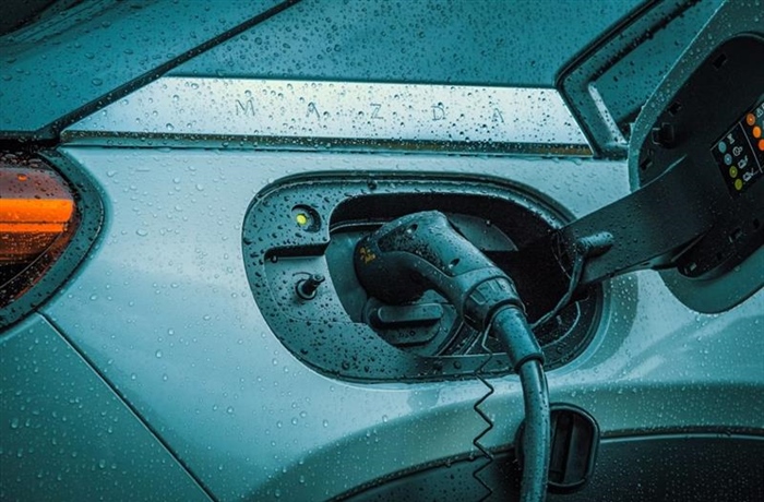 Why Electric Cars Feel So Fast