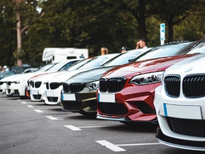 Gasoline Cars: Why They Are Still Popular