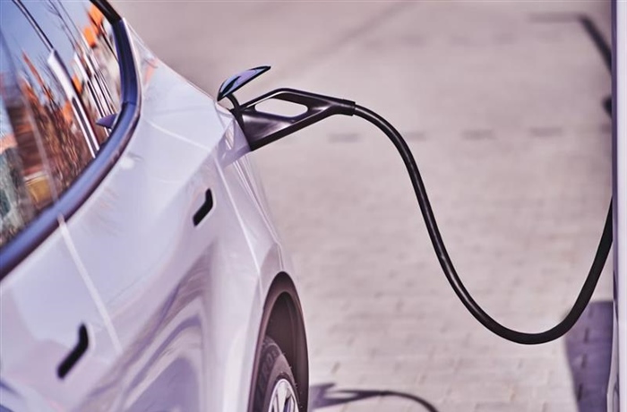 Electric Cars and Road Trips: Are They Practical?