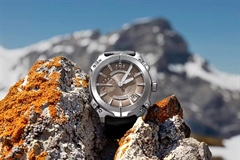 Watch Materials: Steel, Titanium, Ceramic, Gold, and More