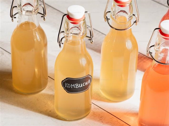 Kombucha: The Fermented Tea Drink With a Distinctive Taste